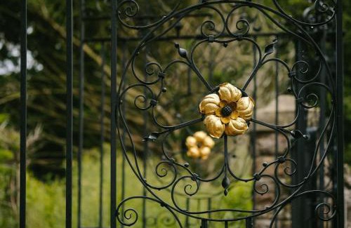 Blagdon Apartment | Cozy Getaway at The Lodge Gatehouse - Rated 8.4/10