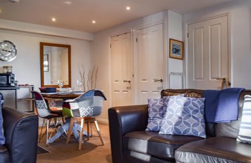 Carlyon Bay House | Family-Friendly Retreat at The Lodge: Rated 8/10 by Guests