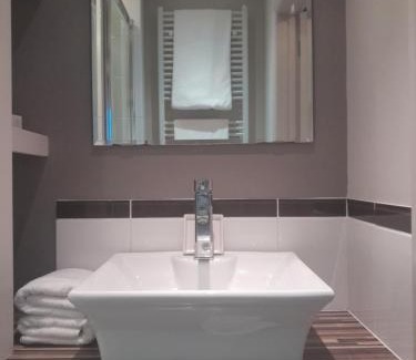 King's Lynn Bed & Breakfast | Family-Friendly Retreat at The Lodge - Rated 9/10 by Guests