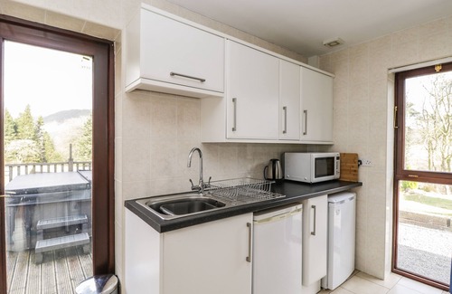 Dol-y-Gaer Cottage | The Lodge