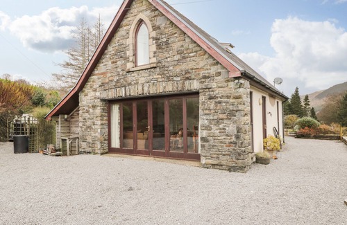Dol-y-Gaer Cottage | The Lodge