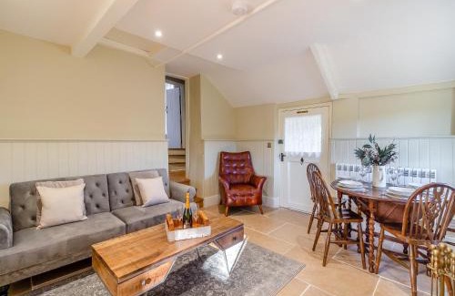 Monmouth House | Child-Friendly Haven at The Lodge - Rated 9.7/10 by Guests