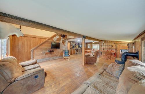 Trout Creek House | Family-Friendly Lodge in Trout Creek Near the Reservoir
