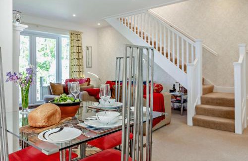 South Charlton House | Family-Friendly Getaway at The Lodge@Shirewater