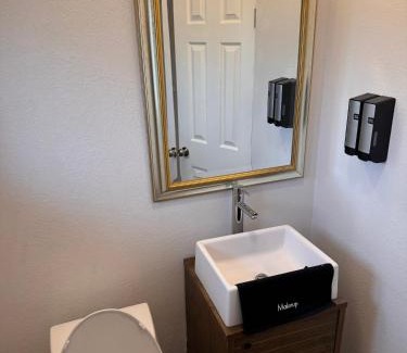 Tulelake Hotel | Discover The Lodge Tulelake: Guest Rated 8/10 Experience