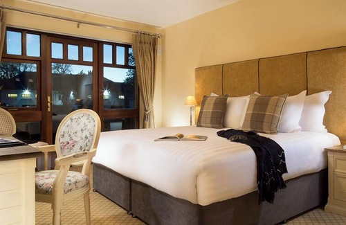 Kilkea Hotel | Explore The Lodges at Kilkea Castle: 4-Star Spa Retreat
