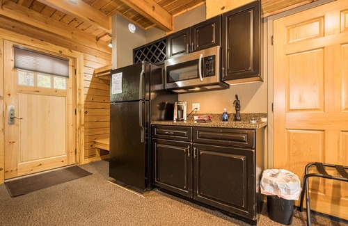 McHenry Hotel | Discover The Lodges at Sunset Village: Eco-Friendly Retreat