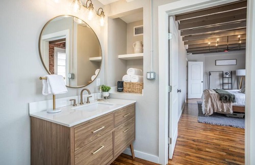 Muenster Apartment | Discover The Loft at 113 - Ideal for Family Getaways