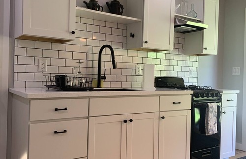Tillson Apartment | Idyllic Getaway at Blue Heron Watch with Lake Views