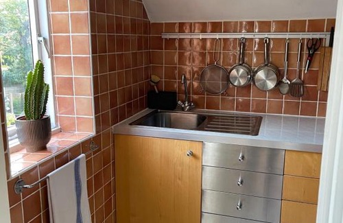 Royal Tunbridge Wells Apartment | Child-Friendly Retreat at The Loft at Molyneux - Perfect Stay