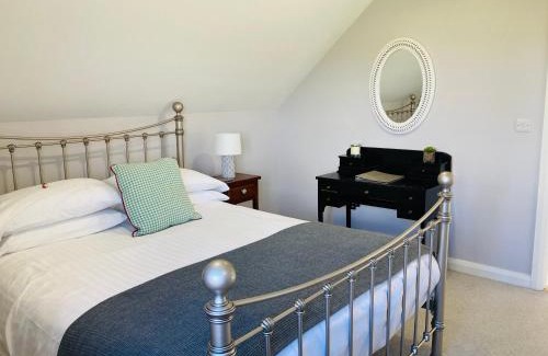 Ballymena Apartment | Guest Rated 9.7: The Loft at Number 84 Awaits You