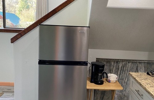 Sequim Apartment | Ocean View Retreat at The Loft - Guest Rated 10/10
