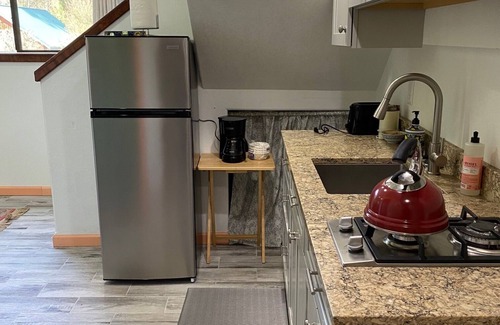 Sequim Apartment | Ocean View Retreat at The Loft - Guest Rated 10/10