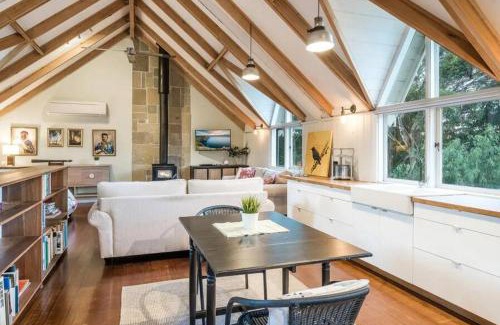 Shelford Apartment | Family-Friendly Getaway at The Loft at Shelford