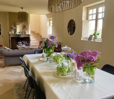 Melsele House | Discover The Loft: 4-Star Hotel with Pet-Friendly Amenities