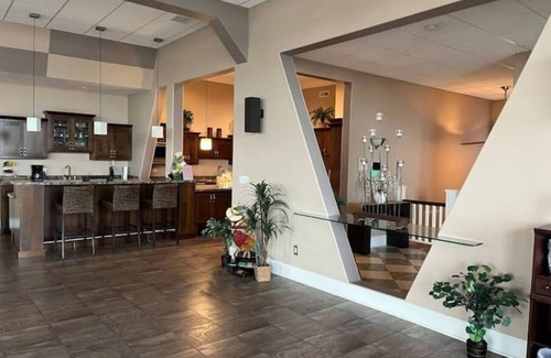 Downtown Apartment | Discover The Loft: Downtown Topeka's Hidden Gem