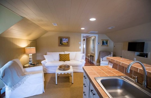 Washington Apartment | Discover The Loft: A 10/10 Family-Friendly Retreat