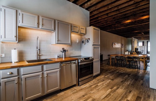 Penn Yan Apartment | Indulge in The Loft: Guest Rated 10/10 with Top Amenities