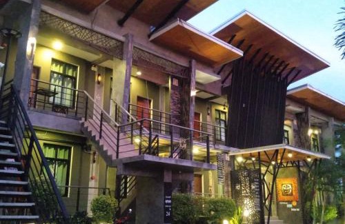 San Sai Hotel | Budget-Friendly Stay at The Lofthouse Sansai with Breakfast