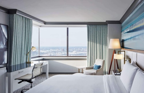 Downtown Minneapolis Hotel | Top-Rated Lofton Hotel with Spa & Family-Friendly Amenities