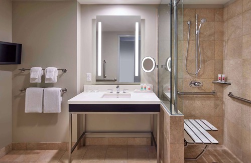 Downtown Minneapolis Hotel | Top-Rated Lofton Hotel with Spa & Family-Friendly Amenities
