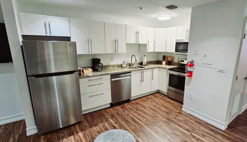 Palm Beach - West Palm Beach Apartment | Discover The Lofts on Clematis: 4-Star Downtown Retreat
