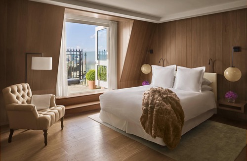 Fitzrovia Hotel | Unforgettable Stays at The London EDITION: 5-Star Luxury Awaits
