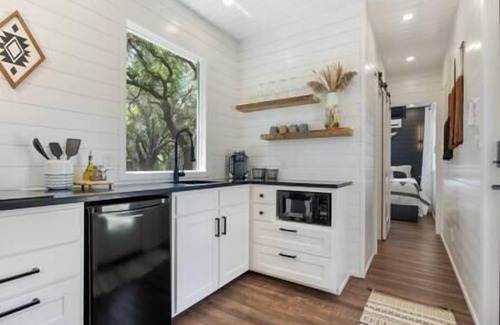 Dennis Cabin | Experience The Lonely Bull: Unique Container Home Retreat