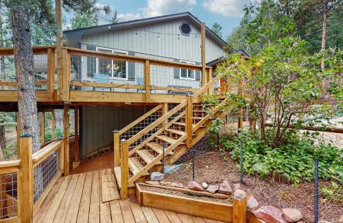 Woodland Park House | The Lookout at Woodland Park