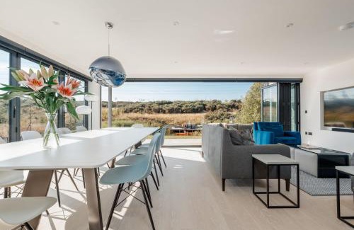 Holworth House | The Lookout