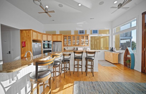 Charleston House | Unwind at The Lookout: Hot Tub & Heated Pool with Views