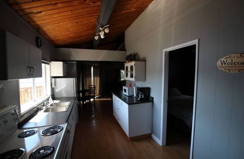 Blind Bay Cabin | Cozy Cabin Retreat at The Lookout, Blind Bay Hideaway