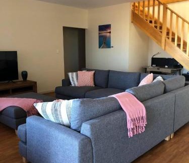 Kalbarri House | Experience The Lookout Kalbarri with Breathtaking Views