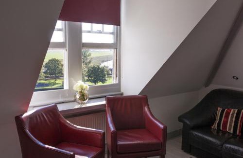 Rye Hotel | Family-Friendly Retreat at The Lookout Rye - Breakfast Included