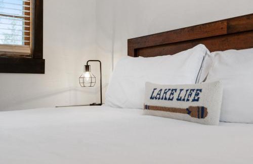 Grand Lake House | Charming Loose Moose Cabin 9 - Steps from Grand Lake
