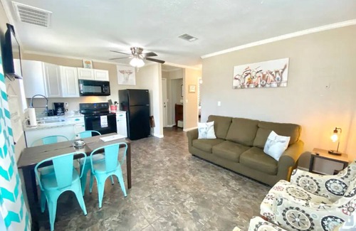 Lorena House | Experience The Lorena Ranchette: Goats & Ocean Views