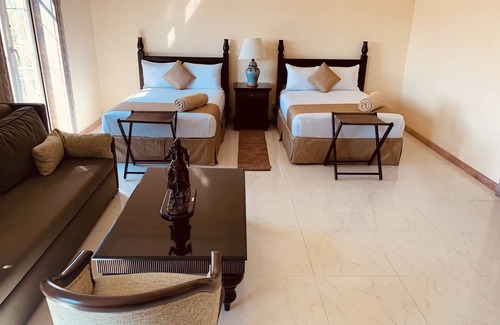 Cocoyoc Hotel | Experience The Lorian Club: Pool, Spa & Top Guest Ratings!