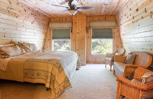Clam Lake House | Discover The Lost Bear Lodge near Chippewa River