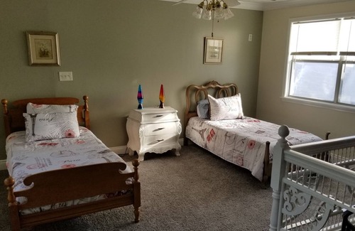Dry Creek House | Lakefront Bliss at The Louisiana Lake House - 10/10 Rated!