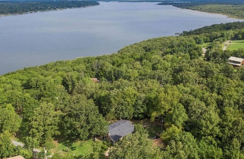 Hulbert Cabin | The Luck Cabins - Lakeside cabins in the woods!