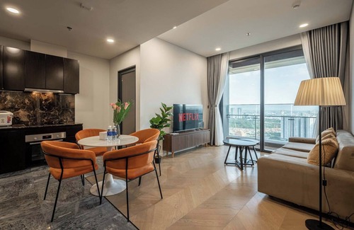 Thao Dien Apartment | Riverside Relaxation at The LUMIÈRE - 5-Star Experience