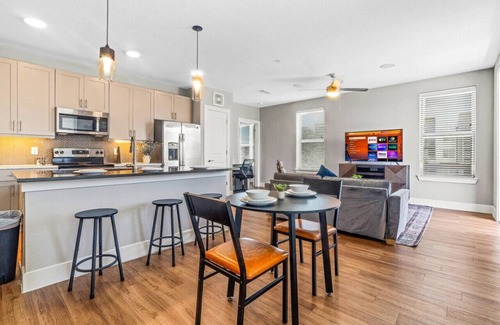 Fort Worth Apartment | The Luxe Haven 2Bd at FW