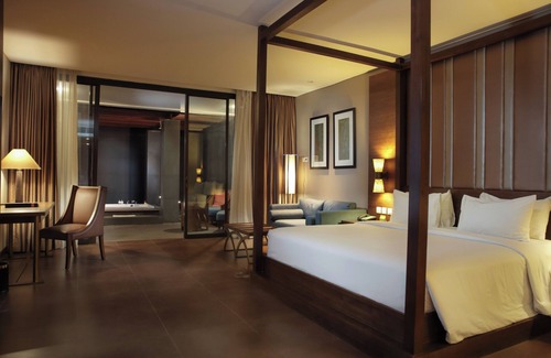 West Cirebon Hotel | Discover The Luxton Cirebon Hotel & Convention: 4-Star Getaway