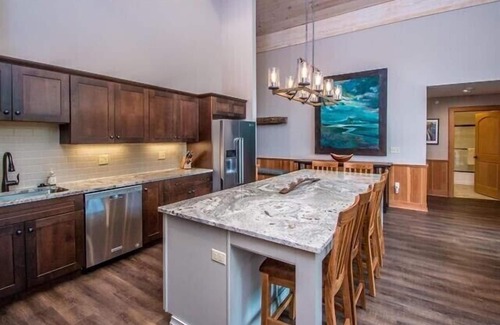 North Conway Condo | Experience Kearsarge Brook Ski-in/Ski-out Condo Bliss