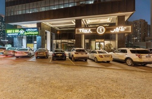 Sharjah Apartment | Elegant Sea View Apartment – Ideal for Family Getaways
