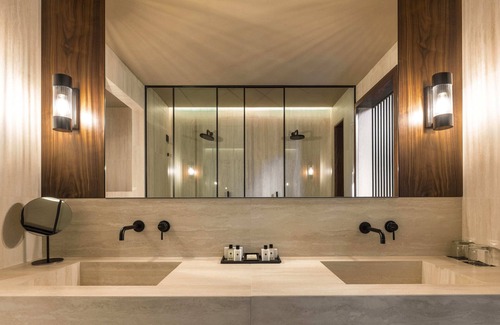 Florina Hotel | Experience The Lynx Mountain Resort: 5-Star Spa Retreat