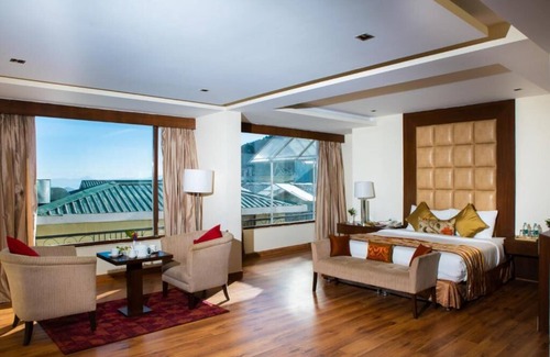 Kufri Resort | Discover The Ananda Kufri: Family-Friendly Amenities Await