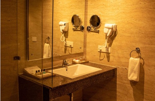 Kufri Resort | Discover The Ananda Kufri: Family-Friendly Amenities Await