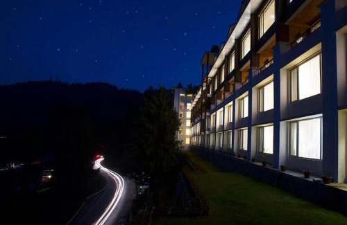 Kufri Resort | Experience The Ananda Kufri, Shimla - Rated 9/10 with Spa & Pool