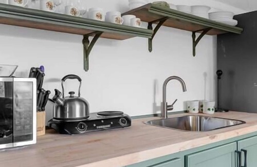 Newhall House | Enchanting Stay at The Magic Castle with Kitchen Access